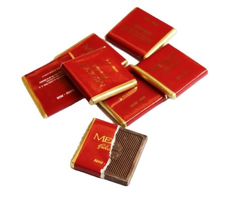 Accuracy and Multi-Function Chocolate Fold Packaging Machine with Paper Material
